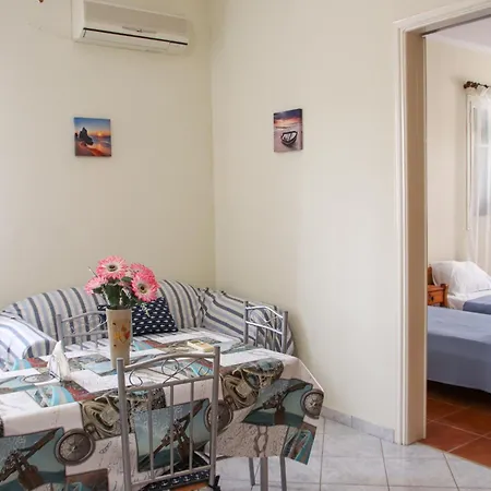 Ellis Semesterbostad